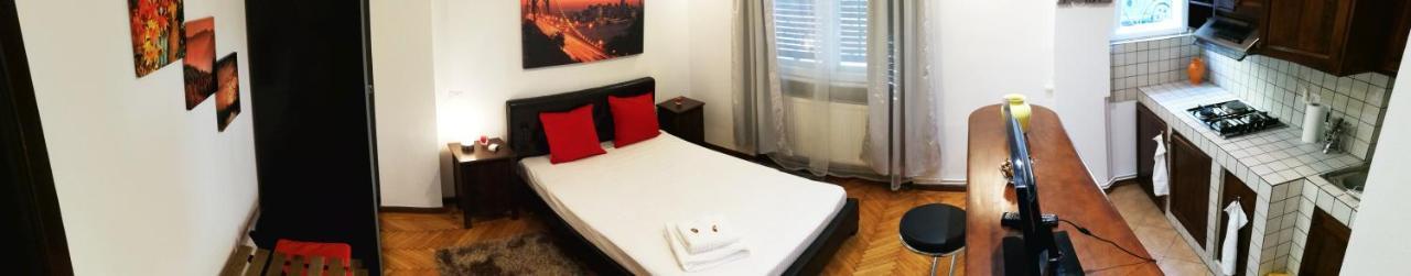Martini Studio Apartment Букурещ Екстериор снимка